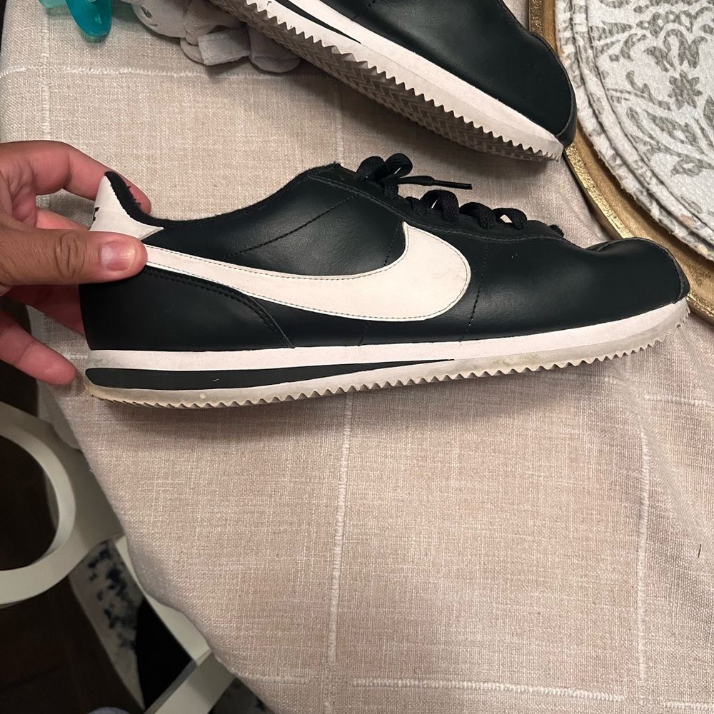 Nike cortes Size 13